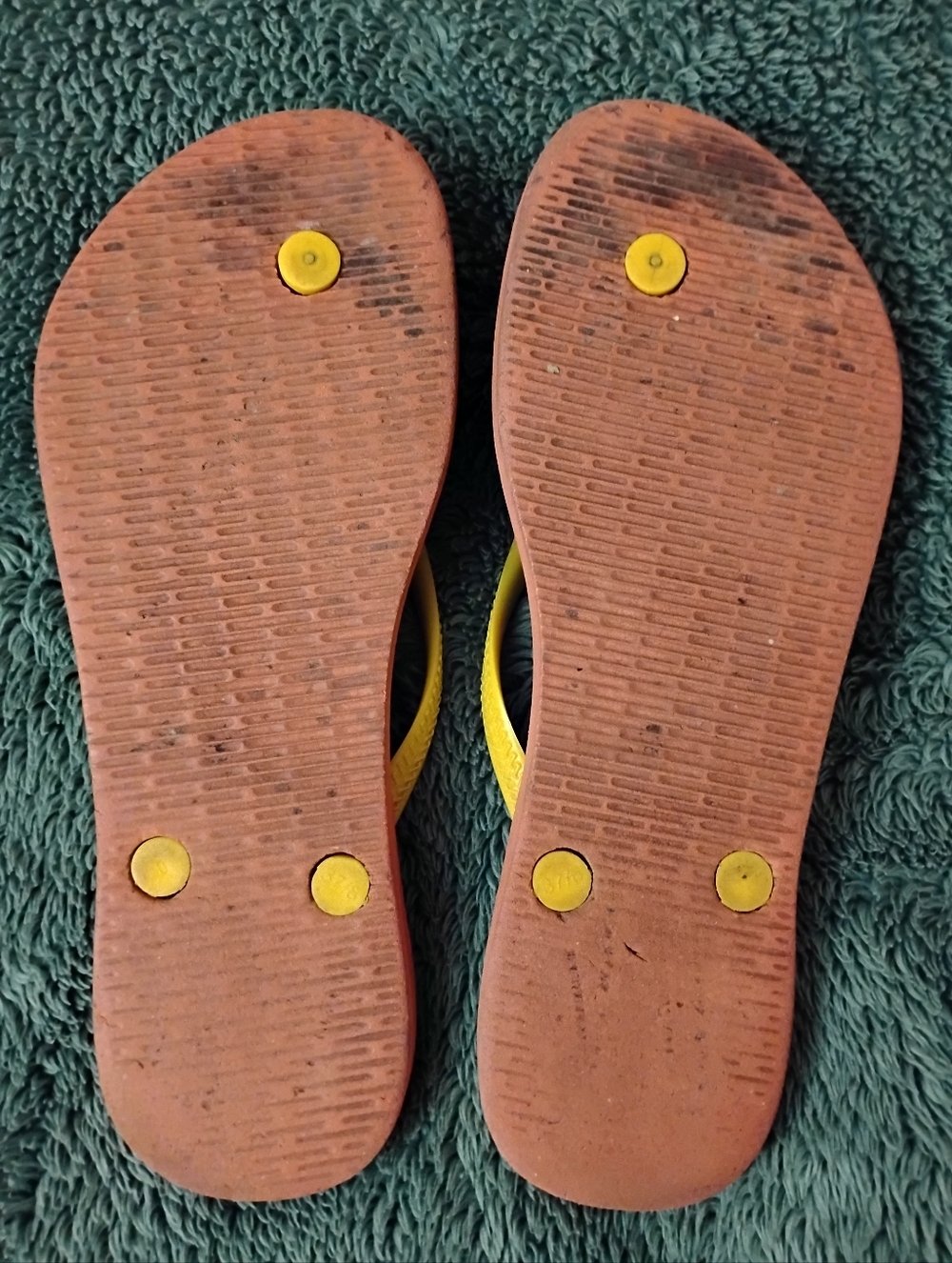Havaianas Pink Daisy Flip Flops with Yellow Straps - Picture 2 of 2